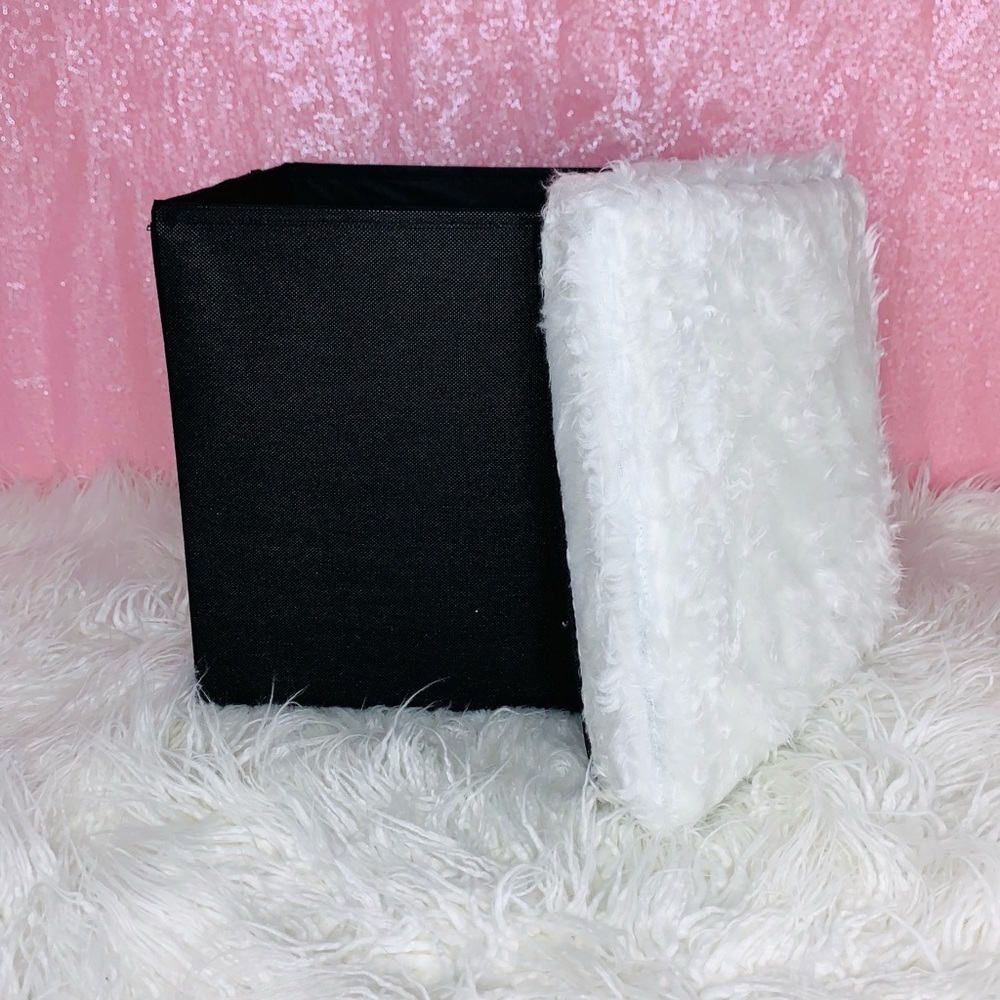 🌟1 Left💗Faux Fur Collapsible Storage Bin! - Picture 3 of 3